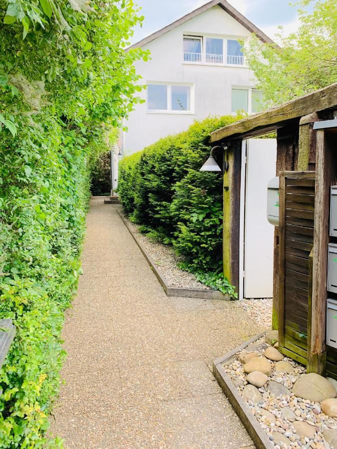 Gemuetliche Souterrain Wohnung Neben Der Universitaetsklinik In Homburg Homburg  Kültér fotó